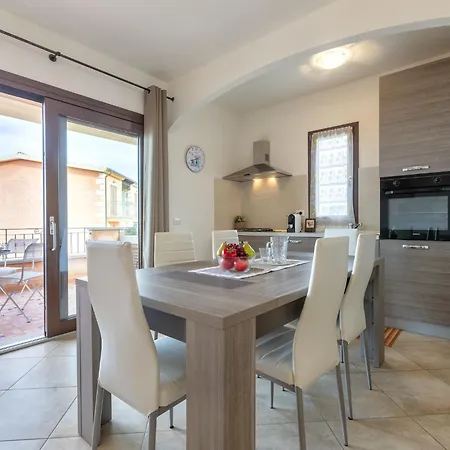 Lo Smeraldo By Interhome Apartment *