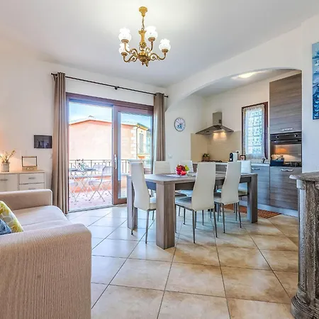 Apartment Lo Smeraldo By Interhome *