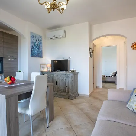 Lo Smeraldo By Interhome Apartment Valledoria (Sardinia)